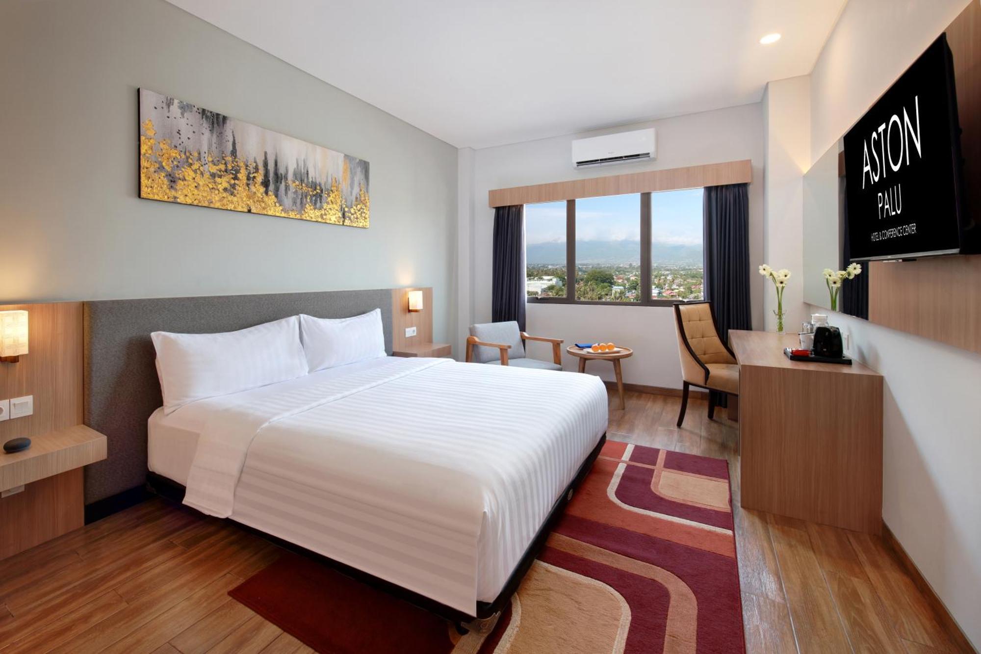 Aston Palu Hotel & Conference Center ภายนอก รูปภาพ